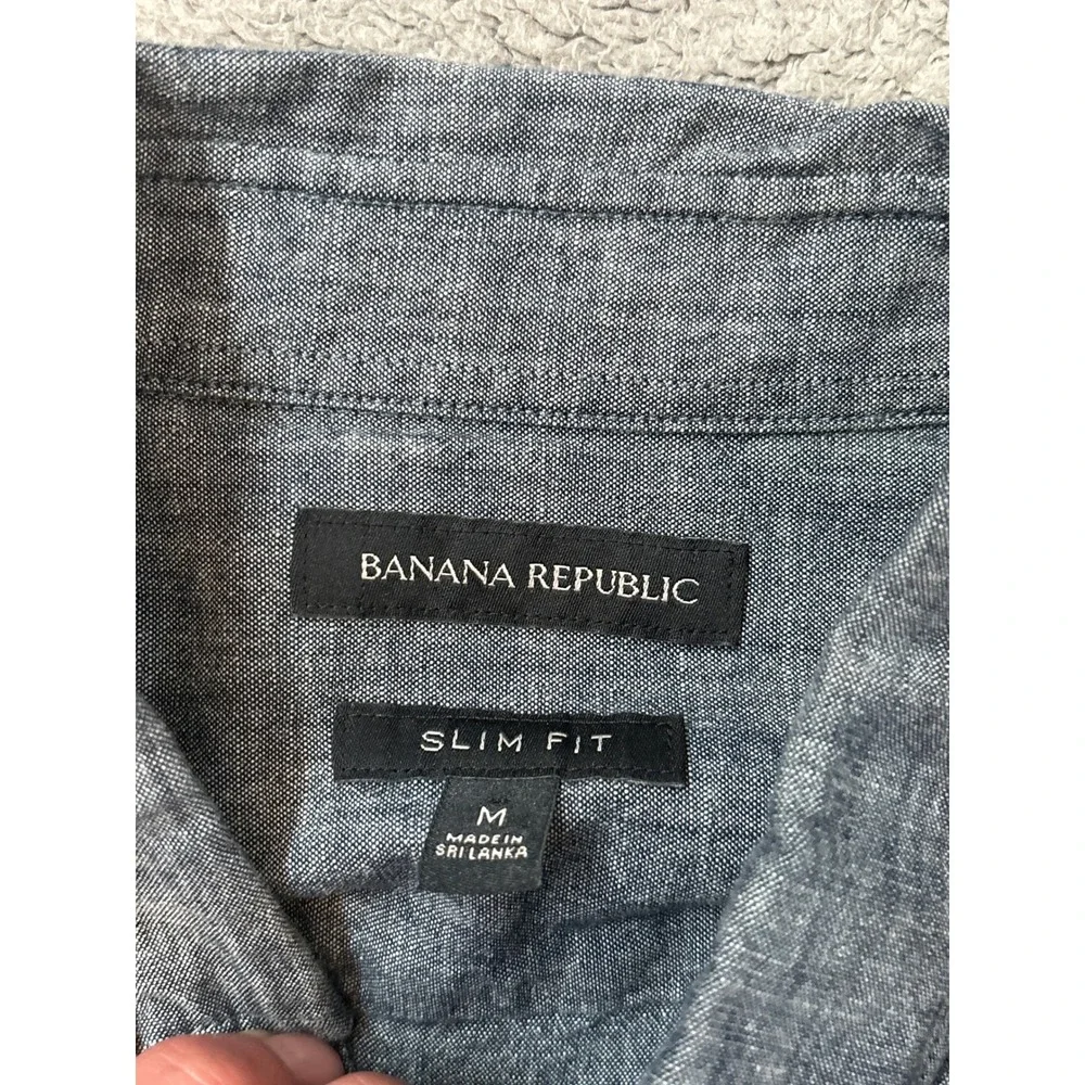 Banana Republic Mens Slim Fit Button Down Shirt Blue Cotton Chambray Medium